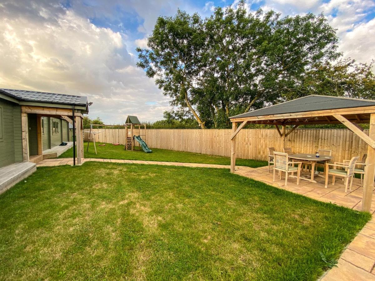 Beautiful 3-Bed Luxury Private Lodge In York Exterior foto